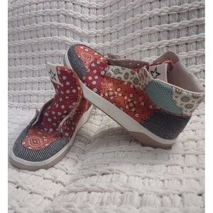 Steve Madden Women's High Top Sneakers Freethrow Size 11